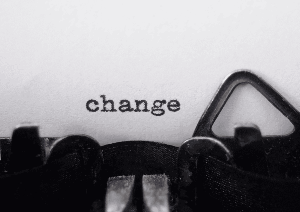 march-journal-prompts-change March Journal Prompts For Embracing Change